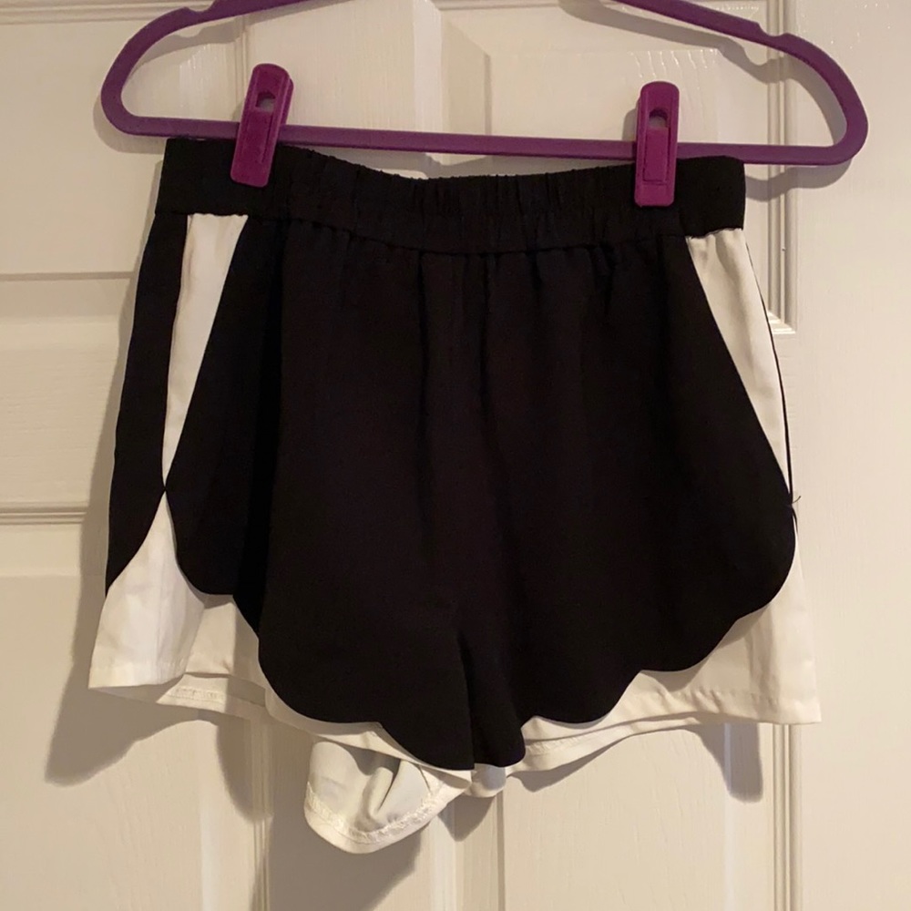 AQUA | Black & White shorts